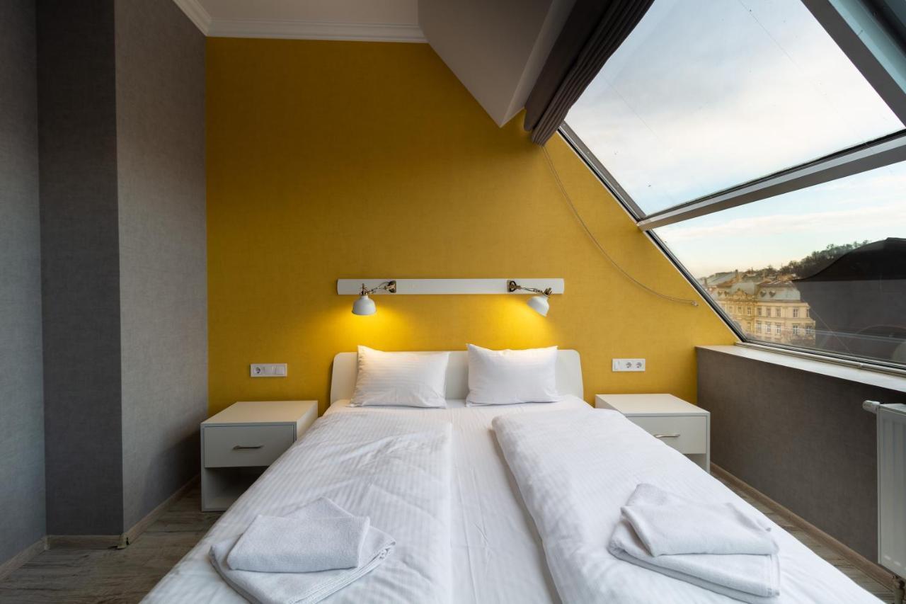 Opera Passage Hotel & Apartments Lviv Extérieur photo