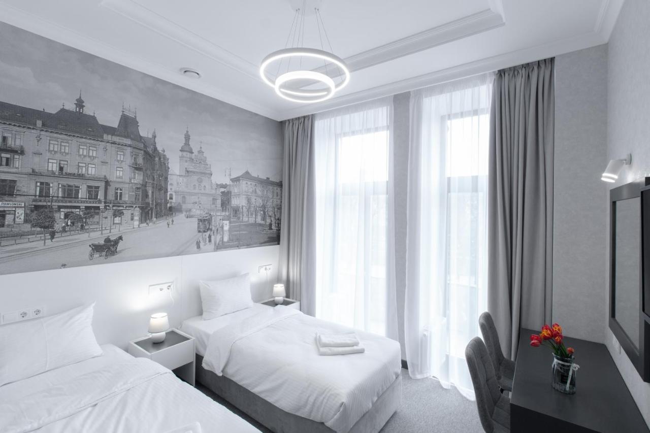 Opera Passage Hotel & Apartments Lviv Extérieur photo