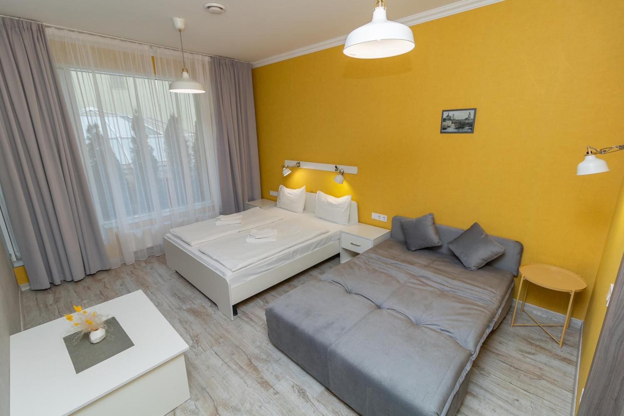 Opera Passage Hotel & Apartments Lviv Extérieur photo