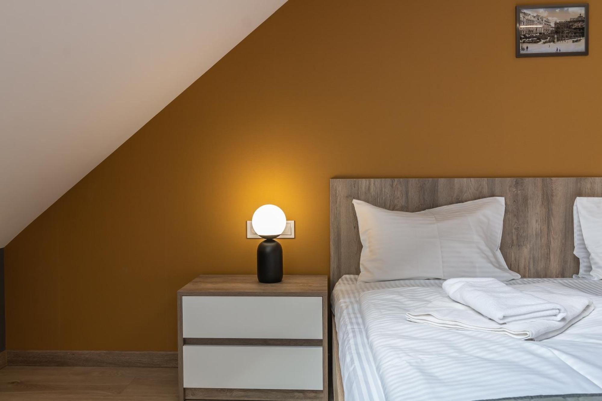 Opera Passage Hotel & Apartments Lviv Extérieur photo