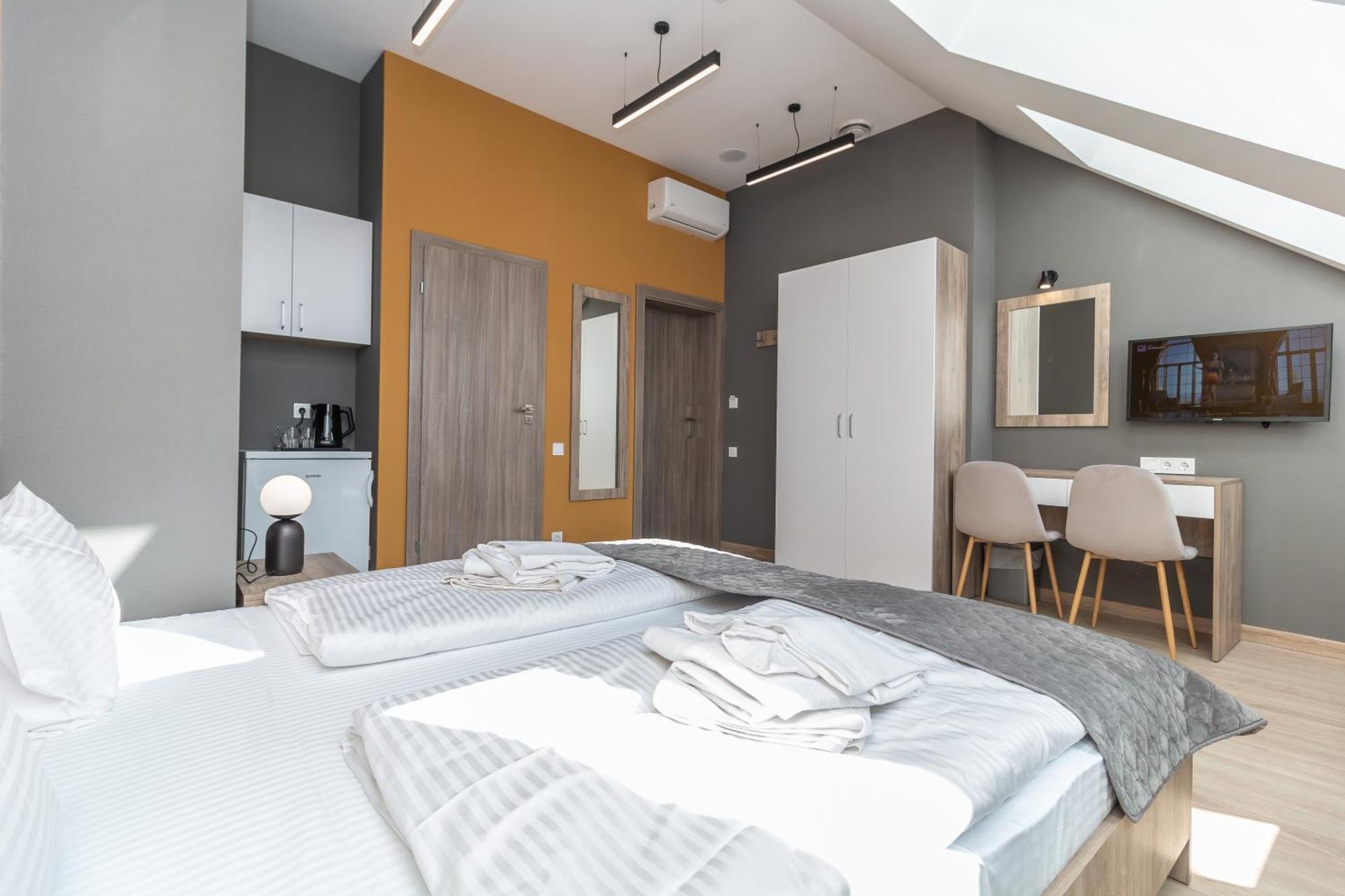 Opera Passage Hotel & Apartments Lviv Extérieur photo